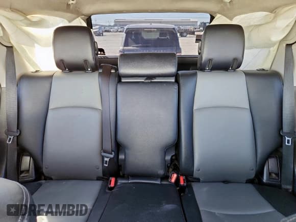 ✅ 2016 Toyota 4Runner SR5 • VIN: JTEZU5JR8G5110051 • Лот: 90890095. Опубликован ранее на Copart с пробегом 131 587 миль. Бесплатный доступ к архиву аукционных продаж из США и подробный отчёт об истории автомобиля на DreamBid. Изображение 10.