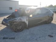 ✅ 2025 Tesla Model Y Long Range • VIN: 7SAYGDEE4SF289613 • Лот: 81263555. Опубликован ранее на Copart с пробегом Не указан. Бесплатный доступ к архиву аукционных продаж из США и подробный отчёт об истории автомобиля на DreamBid. Изображение 1.