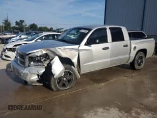 ✅ 2008 Dodge Dakota • VIN: 1D7HW68K58S564548 • Lot: 67470385. Wystawiony na Copart z przebiegiem 199 782 mil. Bezpłatny archiwum sprzedaży aukcyjnych z USA i szczegółowy raport historii pojazdu na DreamBid. Zdjęcie 1.