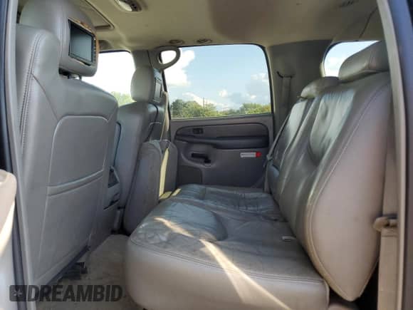 2003 Chevrolet Suburban Z71 с VIN 3GNFK16Z83G237357, выставлен на аукционе Copart как лот 72704904 с пробегом Не указан миль и Чистый • Clean title. История ставок и продаж доступна на DreamBid. Изображение 11.