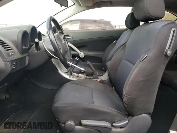 ✅ 2010 Scion tC • VIN: JTKDE3B75A0315272 • Лот: 82242765. Опубликован ранее на Copart с пробегом 224 745 миль. Бесплатный доступ к архиву аукционных продаж из США и подробный отчёт об истории автомобиля на DreamBid. Изображение 7.