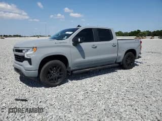 ✅ 2025 Chevrolet Silverado 1500 RST • VIN: 3GCUKEE86SG172149 • Лот: 52869675. Опубликован ранее на Copart с пробегом 9 991 миль. Бесплатный доступ к архиву аукционных продаж из США и подробный отчёт об истории автомобиля на DreamBid. Изображение 1.