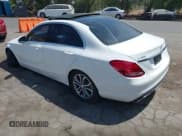 ✅ 2016 Mercedes-Benz C 300 Luxury • VIN: 55SWF4KB1GU121208 • Лот: 43013257. Опубликован ранее на IAAI с пробегом 90 645 миль. Бесплатный доступ к архиву аукционных продаж из США и подробный отчёт об истории автомобиля на DreamBid. Изображение 3.