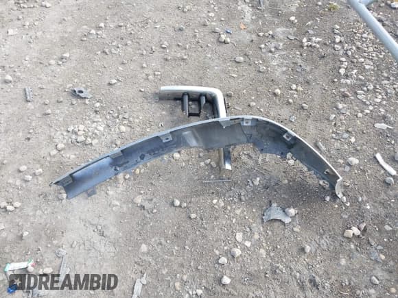 ✅ 2012 GMC Sierra 1500 SLE • VIN: 3GTP2VE75CG268361 • Лот: 43213286. Опубликован ранее на IAAI с пробегом 186 417 миль. Бесплатный доступ к архиву аукционных продаж из США и подробный отчёт об истории автомобиля на DreamBid. Изображение 12.