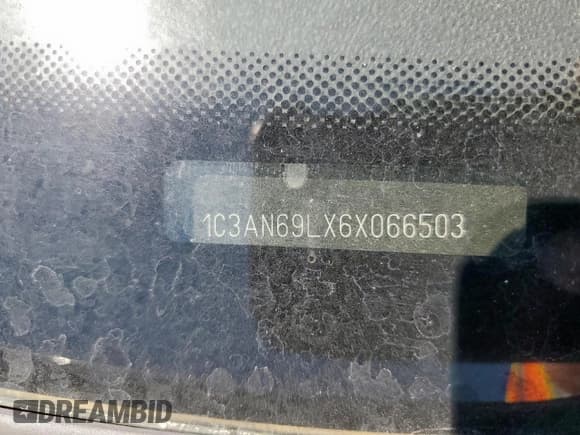 ✅ 2006 Chrysler Crossfire Limited • VIN: 1C3AN69LX6X066503 • Lot: 64471285. Wystawiony na Copart z przebiegiem 75 076 mil. Bezpłatny archiwum sprzedaży aukcyjnych z USA i szczegółowy raport historii pojazdu na DreamBid. Zdjęcie 12.