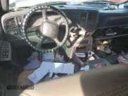 ✅ 2002 Chevrolet Suburban LT • VIN: 1GNEC16Z52J104853 • Лот: 54861975. Опубликован ранее на Copart с пробегом Не указан. Бесплатный доступ к архиву аукционных продаж из США и подробный отчёт об истории автомобиля на DreamBid. Изображение 8.