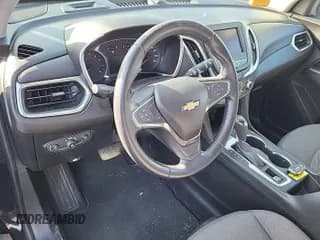 ✅ 2020 Chevrolet Equinox LT • VIN: 2GNAXJEV8L6150810 • Лот: 42309393. Опубликован ранее на IAAI с пробегом 74 199 миль. Бесплатный доступ к архиву аукционных продаж из США и подробный отчёт об истории автомобиля на DreamBid. Изображение 1.