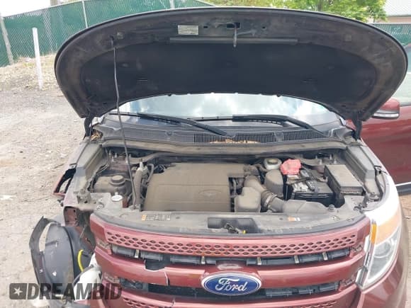 ✅ 2015 Ford Explorer Limited • VIN: 1FM5K8F89FGA86528 • Lot: 42190035. Wystawiony na IAAI z przebiegiem 133 398 mil. Bezpłatny archiwum sprzedaży aukcyjnych z USA i szczegółowy raport historii pojazdu na DreamBid. Zdjęcie 10.