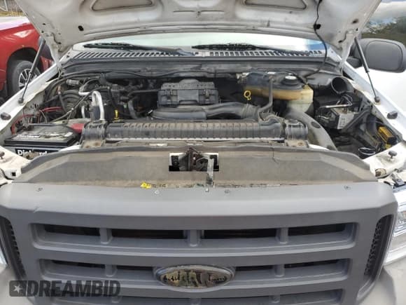 ✅ 2005 Ford F-250 XL • VIN: 1FTNF21575EA25093 • Lot: 90366955. Wystawiony na Copart z przebiegiem 102 753 mil. Bezpłatny archiwum sprzedaży aukcyjnych z USA i szczegółowy raport historii pojazdu na DreamBid. Zdjęcie 11.