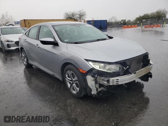 ✅ 2018 Honda Civic LX • VIN: 2HGFC2F50JH538020 • Лот: 93047235. Опубликован ранее на Copart с пробегом 83 134 миль. Бесплатный доступ к архиву аукционных продаж из США и подробный отчёт об истории автомобиля на DreamBid. Изображение 4.