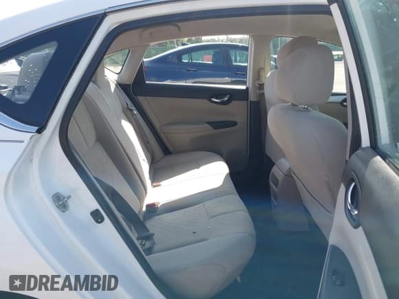 ✅ 2016 Nissan Sentra SR • VIN: 3N1AB7AP9GY331519 • Lot: 43022620. Listed on IAAI with 123,806 mi. Free auction sales archive from the USA and detailed vehicle history report at DreamBid. Image 8.
