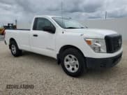 ✅ 2019 Nissan Titan S • VIN: 1N6AA1R70KN521908 • Lot: 69290525. Wystawiony na Copart z przebiegiem 62 691 mil. Bezpłatny archiwum sprzedaży aukcyjnych z USA i szczegółowy raport historii pojazdu na DreamBid. Zdjęcie 4.