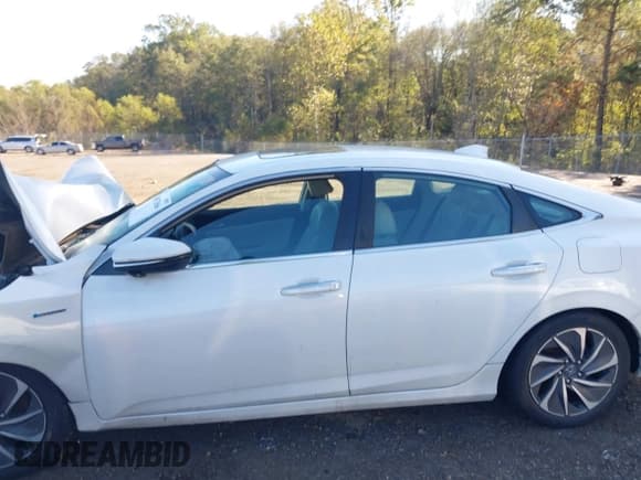 ✅ 2020 Honda Insight Touring • VIN: 19XZE4F98LE004931 • Lot: 40832066. Listed on IAAI with 79,013 mi. Free auction sales archive from the USA and detailed vehicle history report at DreamBid. Image 14.