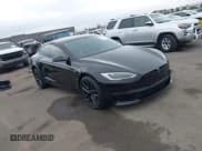 ✅ 2022 Tesla Model S • VIN: 5YJSA1E5XNF463529 • Lot: 43714895. Wystawiony na IAAI z przebiegiem 55 399 mil. Bezpłatny archiwum sprzedaży aukcyjnych z USA i szczegółowy raport historii pojazdu na DreamBid. Zdjęcie 1.