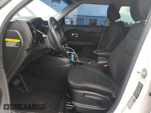 ✅ 2015 Kia Soul • VIN: KNDJN2A2XF7168102 • Лот: 60316065. Опубликован ранее на Copart с пробегом 119 376 миль. Бесплатный доступ к архиву аукционных продаж из США и подробный отчёт об истории автомобиля на DreamBid. Изображение 7.