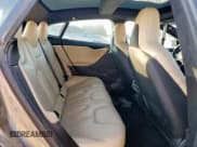 ✅ 2015 Tesla Model S 85D • VIN: 5YJSA1E28FF107829 • Лот: 80302295. Опубликован ранее на Copart с пробегом 136 916 миль. Бесплатный доступ к архиву аукционных продаж из США и подробный отчёт об истории автомобиля на DreamBid. Изображение 11.