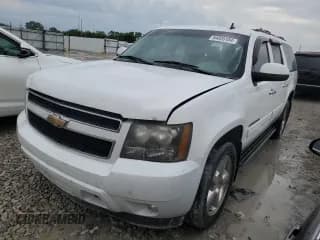 ✅ 2011 Chevrolet Suburban LT • VIN: 1GNSKJE3XBR392454 • Lot: 54828104. Wystawiony na Copart z przebiegiem 207 113 mil. Bezpłatny archiwum sprzedaży aukcyjnych z USA i szczegółowy raport historii pojazdu na DreamBid. Zdjęcie 1.