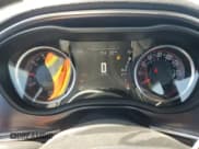 ✅ 2017 Dodge Challenger SXT • VIN: 2C3CDZAG5HH548993 • Lot: 69115784. Wystawiony na Copart z przebiegiem 109 917 mil. Bezpłatny archiwum sprzedaży aukcyjnych z USA i szczegółowy raport historii pojazdu na DreamBid. Zdjęcie 9.