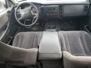 ✅ 2004 Dodge Dakota Sport • VIN: 1D7HL38K84S780671 • Lot: 88005165. Wystawiony na Copart z przebiegiem 201 450 mil. Bezpłatny archiwum sprzedaży aukcyjnych z USA i szczegółowy raport historii pojazdu na DreamBid. Zdjęcie 8.