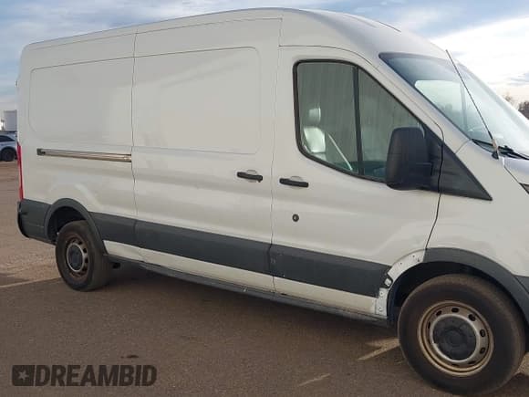 ✅ 2015 Ford Transit Cargo • VIN: 1FTNR2CM1FKA68813 • Лот: 43808265. Опубликован ранее на IAAI с пробегом 78 146 миль. Бесплатный доступ к архиву аукционных продаж из США и подробный отчёт об истории автомобиля на DreamBid. Изображение 6.