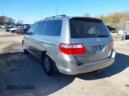 ✅ 2007 Honda Odyssey EX-L • VIN: 5FNRL38717B065467 • Lot: 43662727. Listed on IAAI with 142,255 mi. Free auction sales archive from the USA and detailed vehicle history report at DreamBid. Image 3.