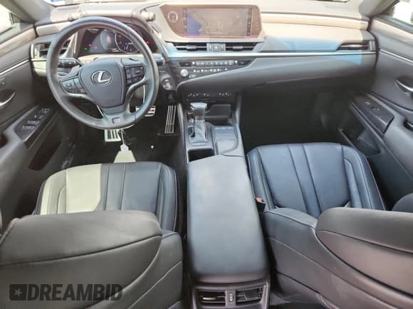 ✅ 2021 Lexus ES 350 F Sport • VIN: 58AGZ1B14MU086528 • Lot: 68688205. Wystawiony na Copart z przebiegiem 55 240 mil. Bezpłatny archiwum sprzedaży aukcyjnych z USA i szczegółowy raport historii pojazdu na DreamBid. Zdjęcie 8.