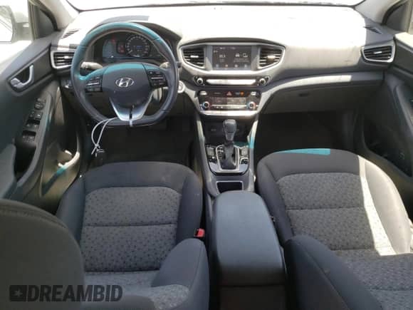 2017 Hyundai Ioniq SEL с VIN KMHC75LC1HU032340, выставлен на аукционе Copart как лот 53063934 с пробегом 74 724 миль миль и Списание • Salvage title. История ставок и продаж доступна на DreamBid. Изображение 8.