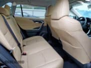 ✅ 2025 Toyota RAV4 XLE Premium • VIN: 2T3C1RFV2SW400481 • Лот: 68523935. Опубликован ранее на Copart с пробегом 2 367 миль. Бесплатный доступ к архиву аукционных продаж из США и подробный отчёт об истории автомобиля на DreamBid. Изображение 10.