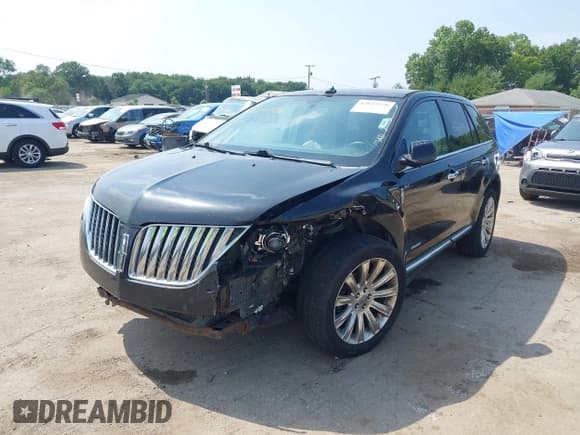 ✅ 2011 Lincoln MKX • VIN: 2LMDJ8JK4BBJ24397 • Lot: 42619576. Wystawiony na IAAI z przebiegiem 200 090 mil. Bezpłatny archiwum sprzedaży aukcyjnych z USA i szczegółowy raport historii pojazdu na DreamBid. Zdjęcie 6.