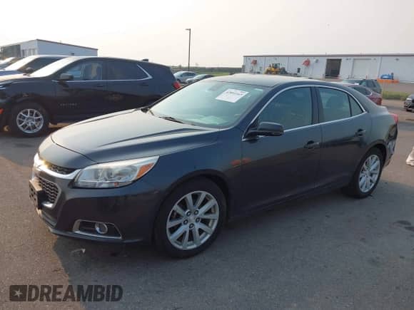 2014 Chevrolet Malibu LT z VIN 1G11E5SL0EF281823, wystawiony jako IAAI lot #42891165 z przebiegiem 138 778 mil mil oraz . Historia ofert i sprzedaży dostępna na DreamBid. Obrazek 2.