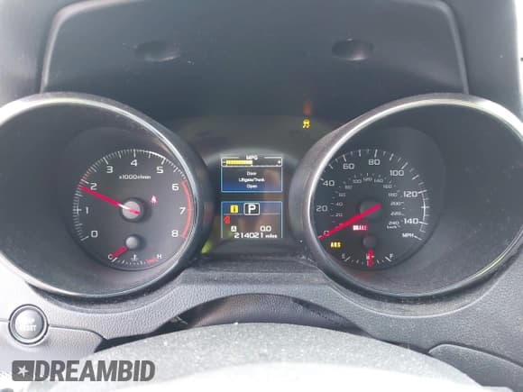 ✅ 2015 Subaru Outback 2.5i • VIN: 4S4BSAAC3F3233343 • Lot: 43233993. Wystawiony na IAAI z przebiegiem 214 021 mil. Bezpłatny archiwum sprzedaży aukcyjnych z USA i szczegółowy raport historii pojazdu na DreamBid. Zdjęcie 7.