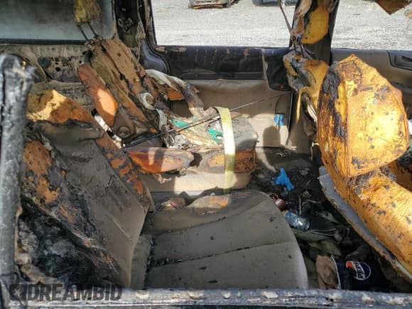 ✅ 2011 Kia Sedona LX • VIN: KNDMG4C76B6409682 • Lot: 89875685. Listed on Copart with Not provided. Free auction sales archive from the USA and detailed vehicle history report at DreamBid. Image 11.