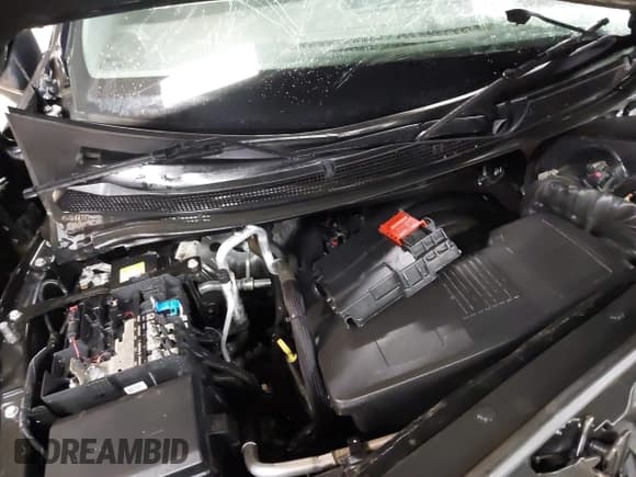 ✅ 2021 Chevrolet Silverado 1500 RST • VIN: 1GCUYEED8MZ434820 • Lot: 42314650. Wystawiony na IAAI z przebiegiem Nie podano. Bezpłatny archiwum sprzedaży aukcyjnych z USA i szczegółowy raport historii pojazdu na DreamBid. Zdjęcie 10.