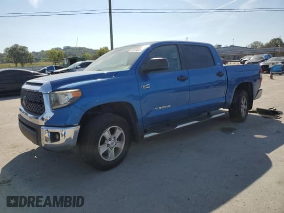 ✅ 2018 Toyota Tundra SR5 • VIN: 5TFDW5F13JX717899 • Лот: 81324005. Опубликован ранее на Copart с пробегом 102 109 миль. Бесплатный доступ к архиву аукционных продаж из США и подробный отчёт об истории автомобиля на DreamBid. Изображение 1.