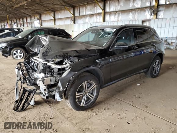 ✅ 2022 Mercedes-Benz GLC 300 • VIN: W1N0G8DB8NV400722 • Lot: 86128735. Wystawiony na Copart z przebiegiem 31 818 mil. Bezpłatny archiwum sprzedaży aukcyjnych z USA i szczegółowy raport historii pojazdu na DreamBid. Zdjęcie 1.