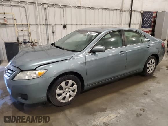 ✅ 2011 Toyota Camry LE • VIN: 4T4BF3EK7BR097083 • Lot: 92380945. Wystawiony na Copart z przebiegiem 192 010 mil. Bezpłatny archiwum sprzedaży aukcyjnych z USA i szczegółowy raport historii pojazdu na DreamBid. Zdjęcie 1.