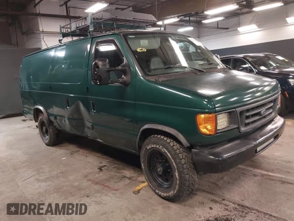 ✅ 2007 Ford Econoline Cargo Recreational • VIN: 1FTSS34L77DB18817 • Lot: 42220541. Wystawiony na IAAI z przebiegiem 85 790 mil. Bezpłatny archiwum sprzedaży aukcyjnych z USA i szczegółowy raport historii pojazdu na DreamBid. Zdjęcie 1.