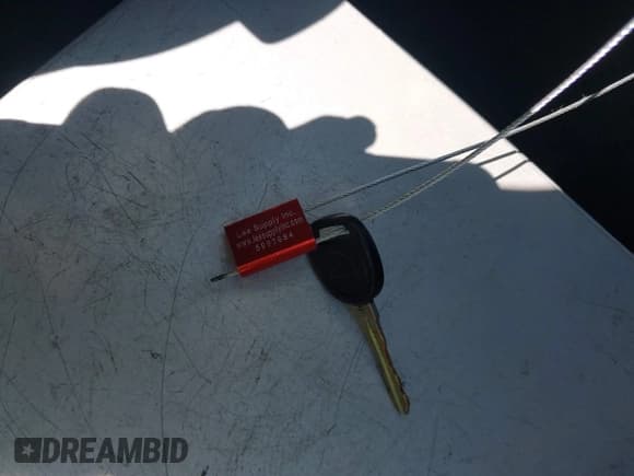 ✅ 2012 Chevrolet Silverado 1500 LS • VIN: 1GCRCREAXCZ122014 • Lot: 43258193. Wystawiony na IAAI z przebiegiem 114 935 mil. Bezpłatny archiwum sprzedaży aukcyjnych z USA i szczegółowy raport historii pojazdu na DreamBid. Zdjęcie 11.