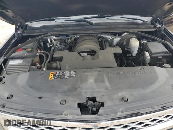 ✅ 2018 Chevrolet Suburban LT • VIN: 1GNSCHKC5JR292058 • Lot: 72232534. Wystawiony na Copart z przebiegiem 152 310 mil. Bezpłatny archiwum sprzedaży aukcyjnych z USA i szczegółowy raport historii pojazdu na DreamBid. Zdjęcie 12.