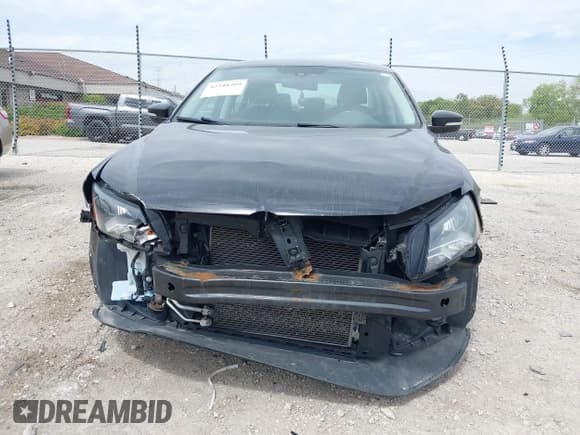 ✅ 2013 Volkswagen Passat SE • VIN: 1VWBH7A33DC000739 • Лот: 42348369. Опубликован ранее на IAAI с пробегом 154 793 миль. Бесплатный доступ к архиву аукционных продаж из США и подробный отчёт об истории автомобиля на DreamBid. Изображение 12.