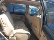 ✅ 2007 Kia Rondo EX • VIN: KNAFG526177078595 • Лот: 42601949. Опубликован ранее на IAAI с пробегом 160 716 миль. Бесплатный доступ к архиву аукционных продаж из США и подробный отчёт об истории автомобиля на DreamBid. Изображение 8.