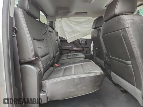 ✅ 2019 GMC Sierra 2500HD Denali • VIN: 1GT12SEY7KF205548 • Lot: 93086225. Wystawiony na Copart z przebiegiem Nie podano. Bezpłatny archiwum sprzedaży aukcyjnych z USA i szczegółowy raport historii pojazdu na DreamBid. Zdjęcie 10.