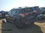 ✅ 2017 Toyota RAV4 LE • VIN: 2T3ZFREV4HW364606 • Лот: 84965175. Опубликован ранее на Copart с пробегом 101 301 миль. Бесплатный доступ к архиву аукционных продаж из США и подробный отчёт об истории автомобиля на DreamBid. Изображение 2.