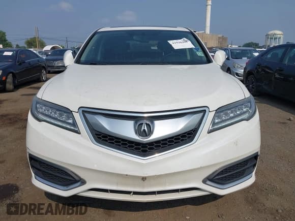 ✅ 2018 Acura RDX • VIN: 5J8TB4H39JL020228 • Lot: 42930408. Listed on IAAI with 72,360 mi. Free auction sales archive from the USA and detailed vehicle history report at DreamBid. Image 12.