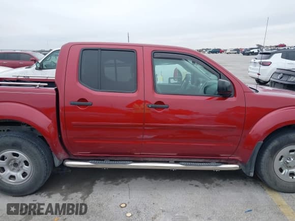 ✅ 2018 Nissan Frontier Desert Runner • VIN: 1N6DD0ER4JN701607 • Lot: 41592357. Listed on IAAI with 39,920 mi. Free auction sales archive from the USA and detailed vehicle history report at DreamBid. Image 13.