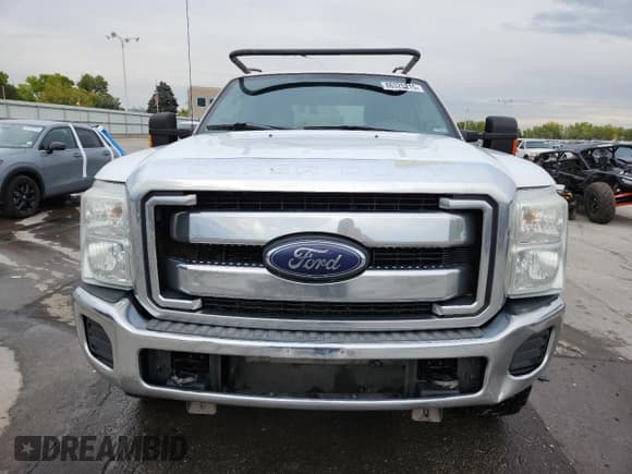 ✅ 2012 Ford F-250 XL • VIN: 1FT7X2B61CEC34212 • Лот: 86325215. Опубликован ранее на Copart с пробегом 304 813 миль. Бесплатный доступ к архиву аукционных продаж из США и подробный отчёт об истории автомобиля на DreamBid. Изображение 5.