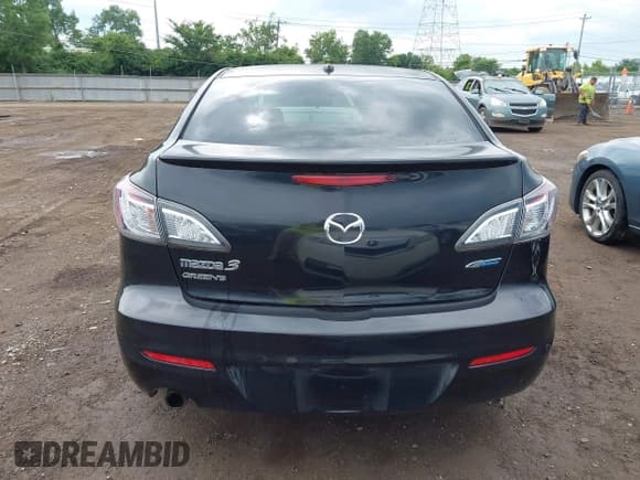 ✅ 2013 Mazda 3 i Grand Touring • VIN: JM1BL1W7XD1780499 • Lot: 42739955. Wystawiony na IAAI z przebiegiem 99 516 mil. Bezpłatny archiwum sprzedaży aukcyjnych z USA i szczegółowy raport historii pojazdu na DreamBid. Zdjęcie 16.