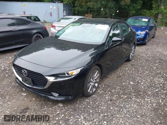 ✅ 2021 Mazda 3 Preferred • VIN: 3MZBPBCL1MM254161 • Лот: 43002093. Опубликован ранее на IAAI с пробегом 18 830 миль. Бесплатный доступ к архиву аукционных продаж из США и подробный отчёт об истории автомобиля на DreamBid. Изображение 2.