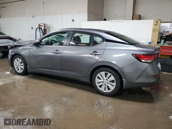 ✅ 2021 Nissan Sentra S • VIN: 3N1AB8BV8MY217882 • Lot: 92357335. Listed on Copart with 17,449 mi. Free auction sales archive from the USA and detailed vehicle history report at DreamBid. Image 2.