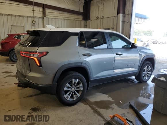 ✅ 2025 Chevrolet Equinox AWD LT • VIN: 3GNAXPEGXSL262555 • Lot: 67135195. Wystawiony na Copart z przebiegiem 5 119 mil. Bezpłatny archiwum sprzedaży aukcyjnych z USA i szczegółowy raport historii pojazdu na DreamBid. Zdjęcie 3.